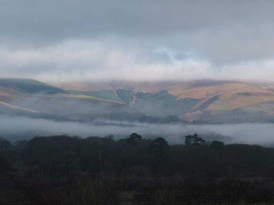 Stunning Views Of Ynyshir & Southern Snowdonia Махинллет Экстерьер фото